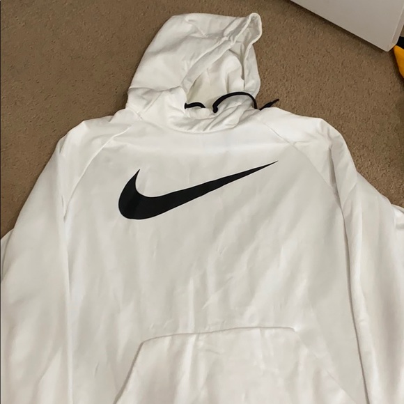 white nike dri fit hoodie